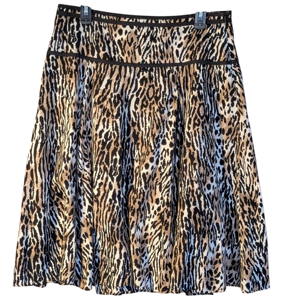 Jones Wear Animal Print A-Line Skirt Size 12 Cotton Full Knee Length